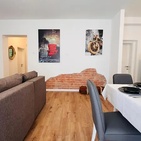Apartman Neda Vinkovci Exterior photo
